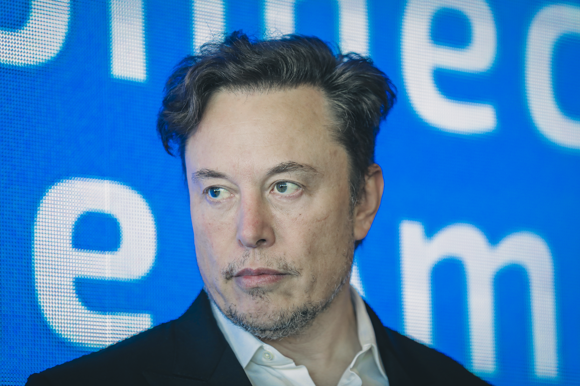 馬斯克如何利用 X 與特斯拉打造下一代智慧機器人大腦？