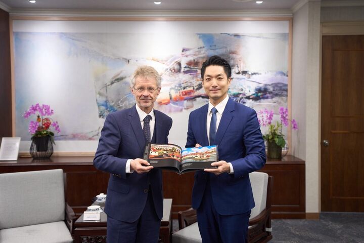 臺北市長蔣萬安會晤捷克韋德齊參議長　深化臺北與布拉格智慧城市及城市外交合作