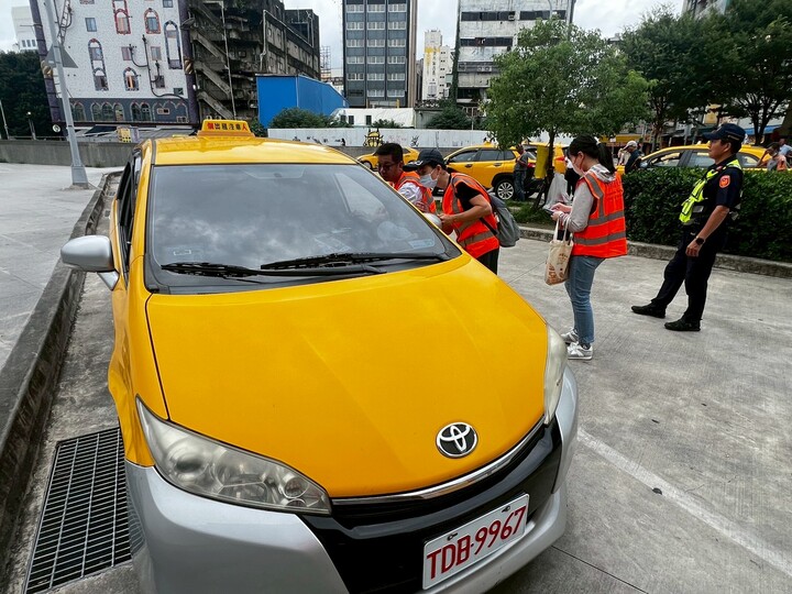 計程車違規喊價最高罰9萬元！臺中市交通局端午連假持續強力執法　高鐵臺中站與熱門景點列重點稽查區