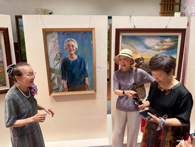 臺南客家文化會館「清美金石個展」登場　賴清美42件藝術創作展現臺灣人文風景之美